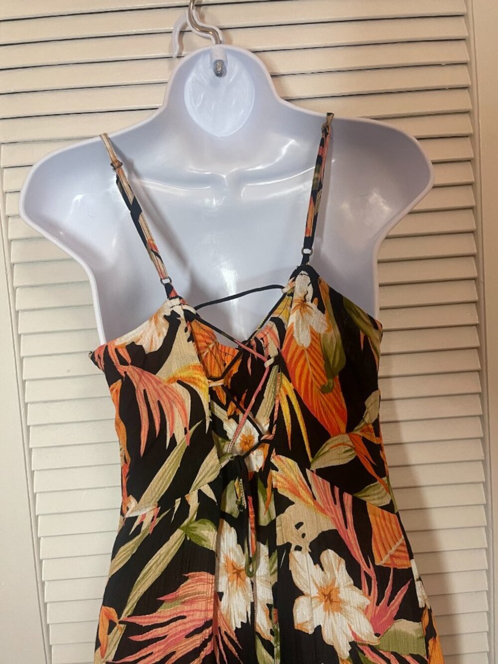 Rip Curl North Shore Tropical Floral Jumpsuit Size M Hibiscus - Picture 5 of 10